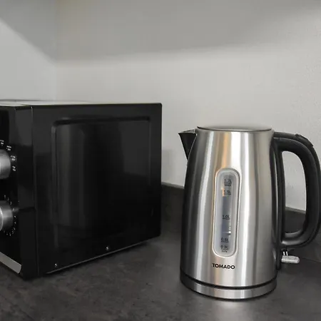Apartamento Moderno - 15 Minuti Dal Centro E Parcheggio Pubblico Gratuito